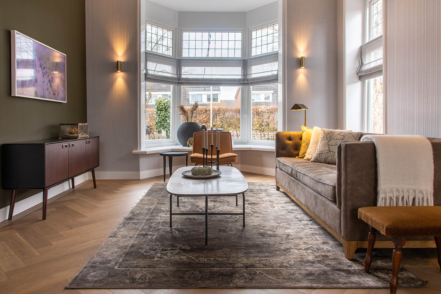 Front Page 3 Front Page -Viscose Rugs Shop Erker renovatie jaren 30 woning studio weij 1758