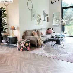 Wilton Rug - Badem (pink/multi) -Viscose Rugs Shop credbilder mall badem rosa multi.jpg