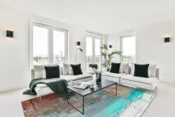 Wilton Rug - Andali (grey/red/multi) -Viscose Rugs Shop dt75243 101 160x230.jpg