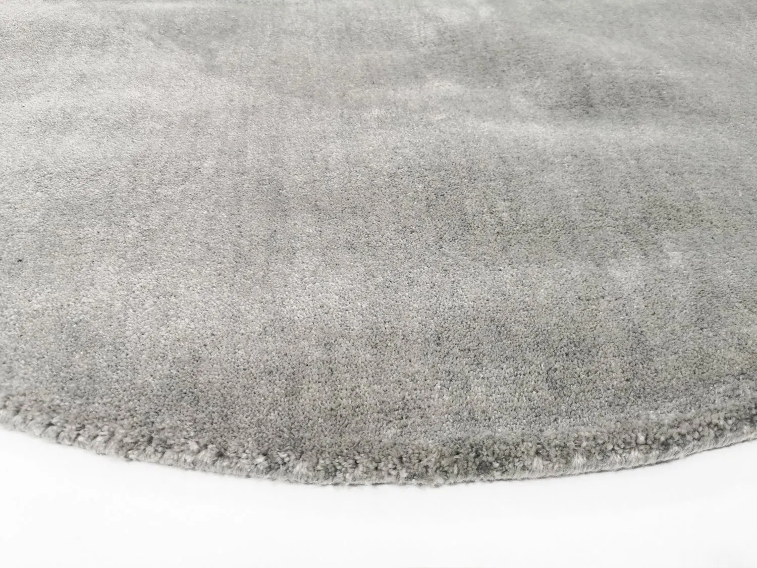 Round Rug - Recycled PET With Viscose Look (grey) 4 Round Rug - Recycled PET With Viscose Look (grey) - Image 2