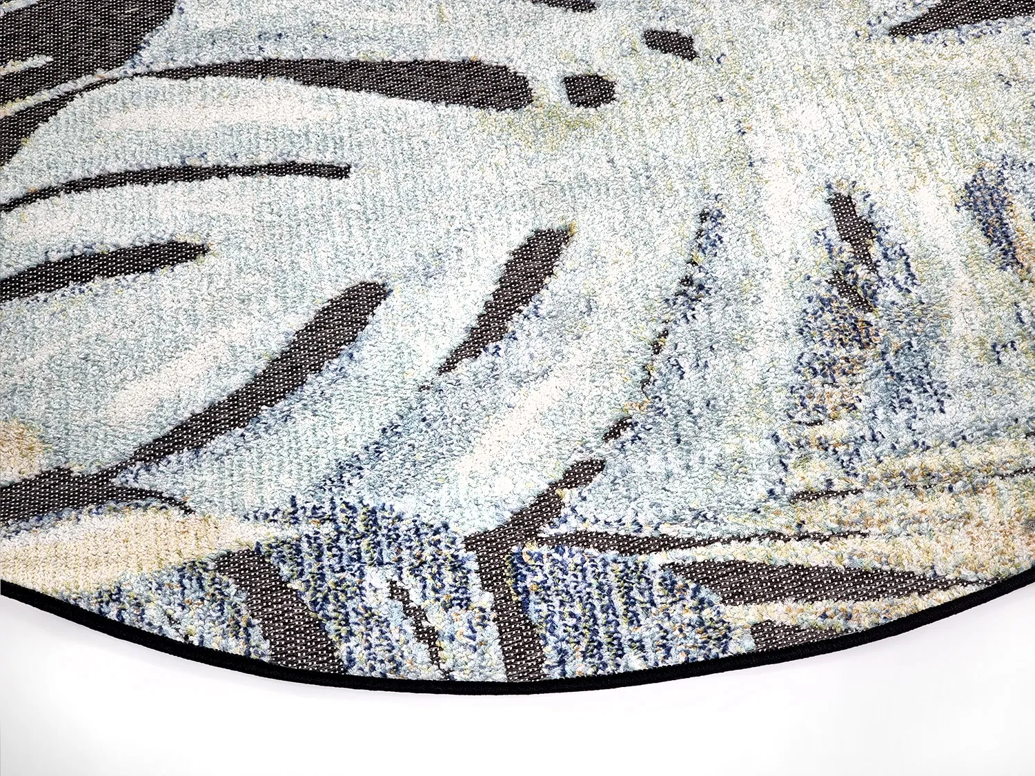 Round Rug - Indoor/Outdoor Maui (black/multi) - Image 2